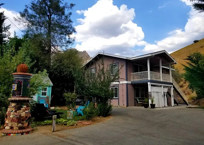 Sacred Mtn River Suites